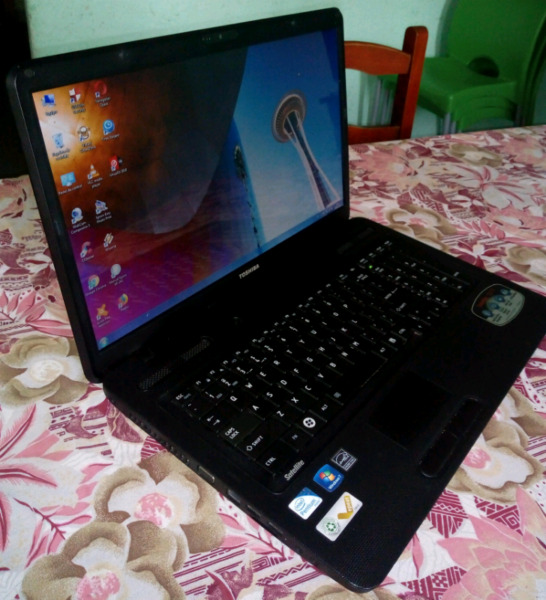 Notebook Toshiba impecable
