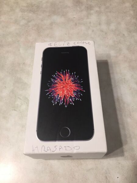 iPhone SE 32 GB