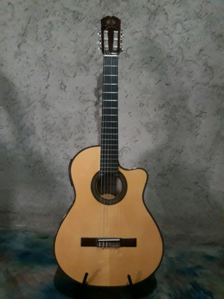 Guitarra Nylon La Alpujarra 86 Kec