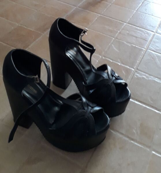 Zapatos negros 37