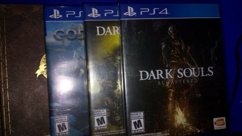 Juegos PS4 Dark Souls