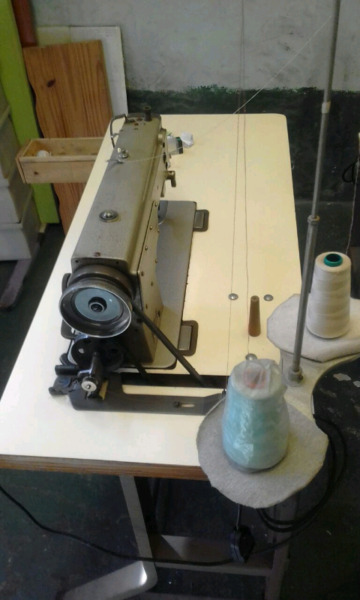 Máquinas de coser industrial recta y oberlok