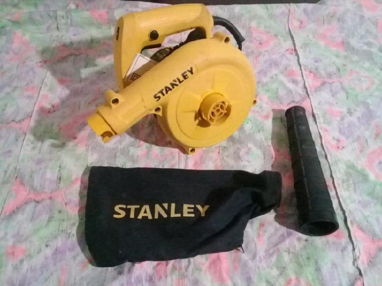 SOPLA/ASPIRADORA STANLEY STPT600-AR *