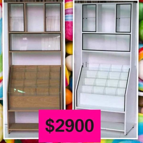 VENDO MUEBLES PARA LOCALES COMERCIALES