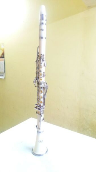 clarinete Lincoln color blanco