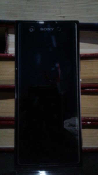 Vendo telefono Sony Xperia XA1