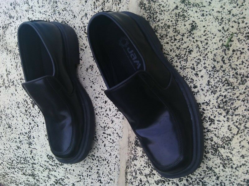 Zapatos negros para hombre
