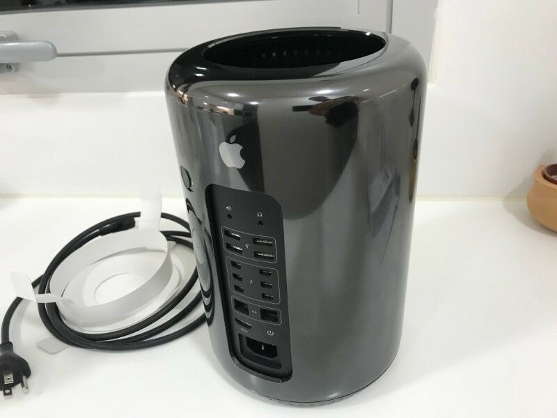 Apple Mac Pro - Xeon E5 3.7 Ghz Quad - 12 Gb - 256 Gb