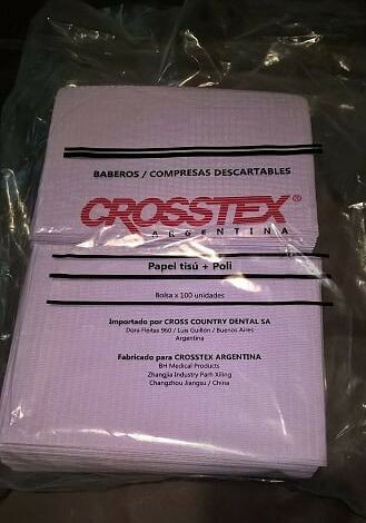 Compresas / Baberos marca Crosstex la original. Bolsa X 100