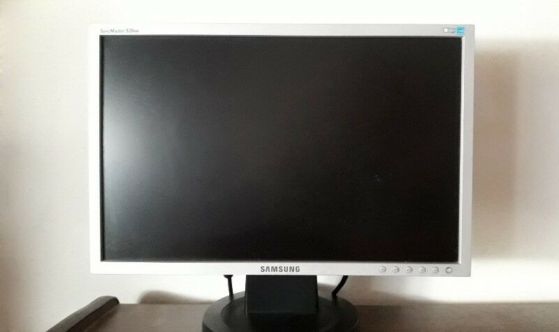 Monitor Samsung 920NW 19"