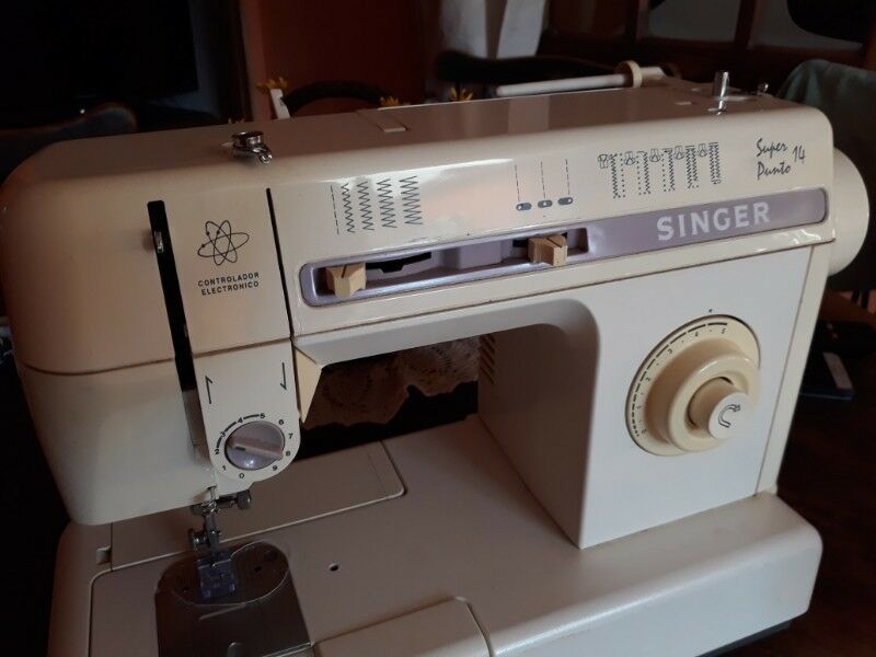 Máquina de coser Singer