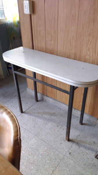 Mesa libro de formica blanca