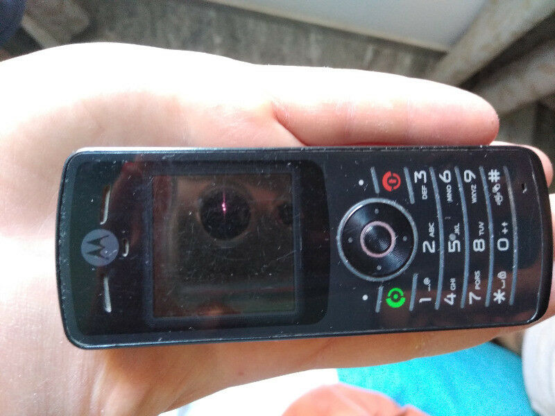 Telefono Celular Motorola Retro