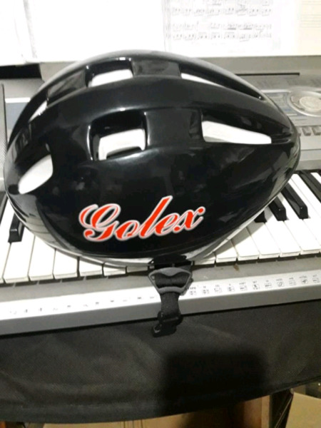 Vendo casco de bicicleta nuevo sin uso