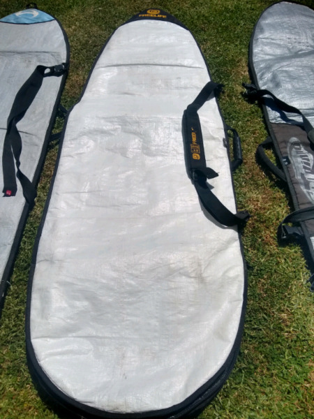 Vendo fundas de tabla de surf 6.8 y 6.4