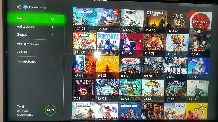 Xbox One Day One en Caja con 70 Juegos