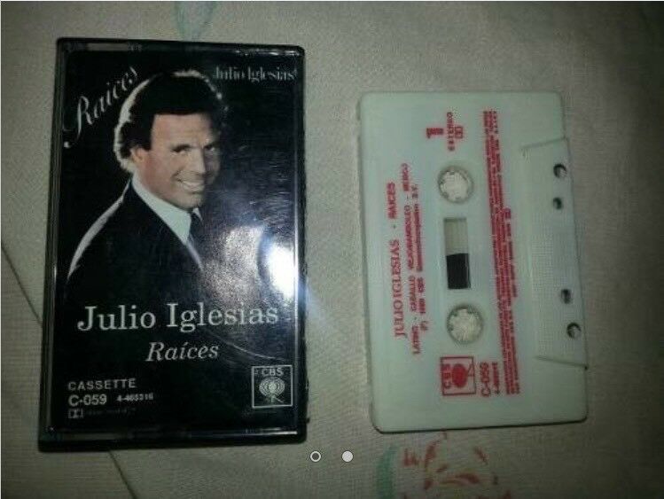 Cassette De Julio Iglesias - Raices