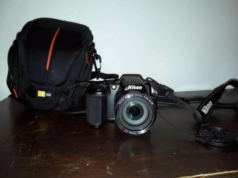 Cámara SemiReflex Nikon B500 + ESTUCHE