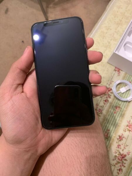 IPHONE XS 256gb NUEVO (funda Apple de regalo)