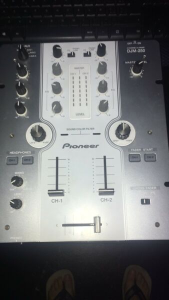 Pioneer DJM 259