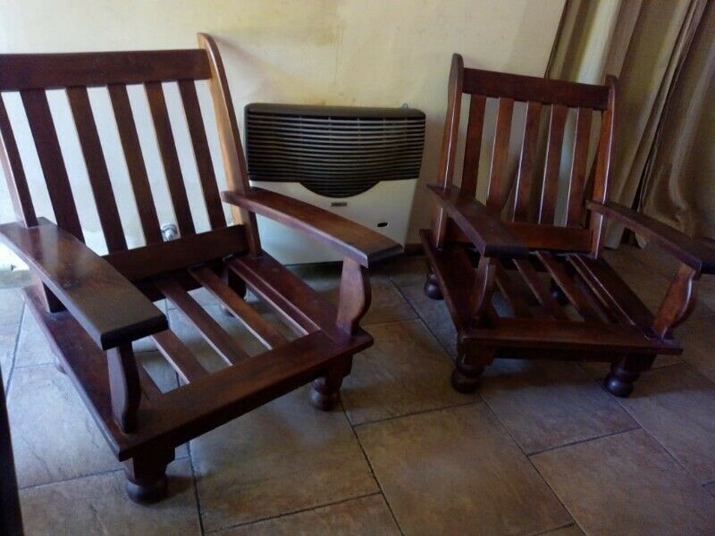 Sillones de algarrobo