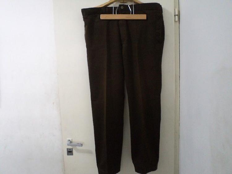 Pantalon Sport Para Hombre En Gabardina Marrón Talle 46