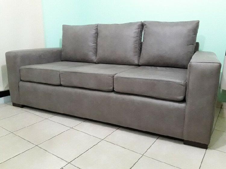 SILLON SOFA TRES CUERPOS EN TELA 1.90 x 0.95