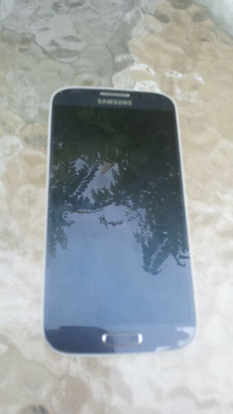 Celular Samsung I S4 Galaxy Sd2gb LIBERADO