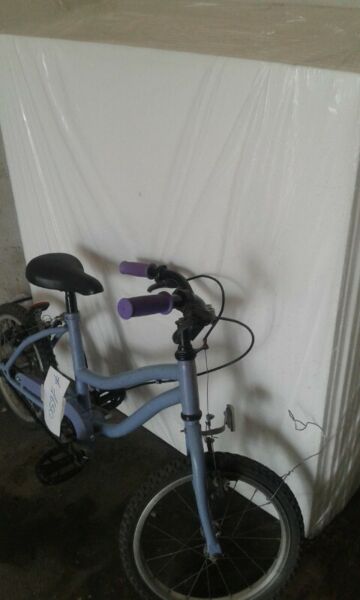 Bicicleta r14 violeta