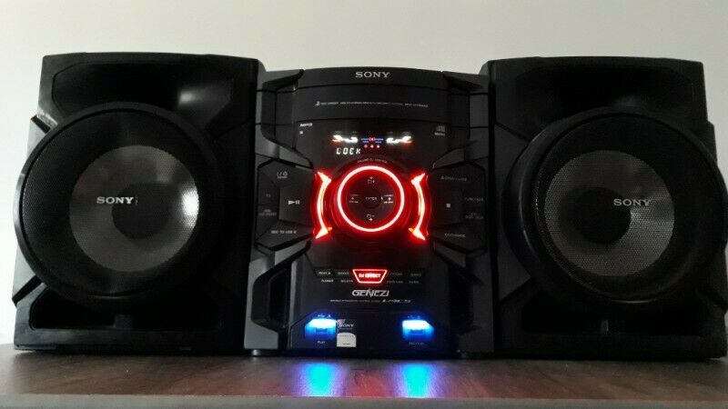 EQUIPO DE MÚSICA SONY GENEZI
