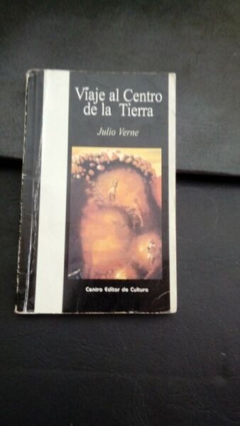 Viaje al centro de la tierra. Julio Verne. Ed. Centro editor