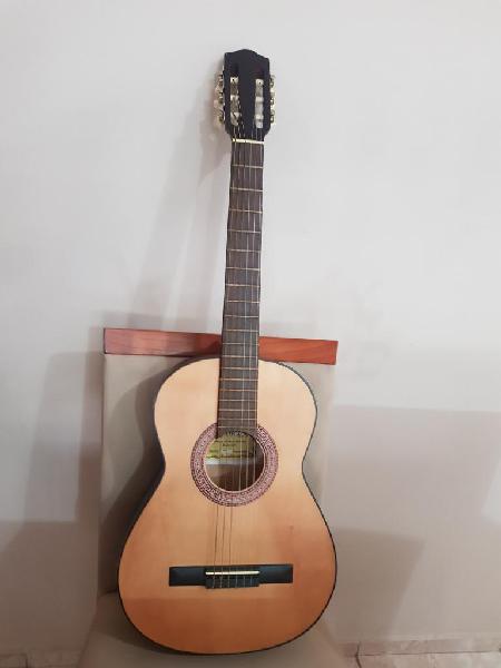 Guitarra Mediana