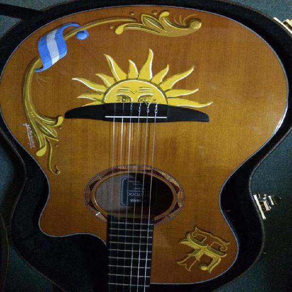 Guitarra clsica Yamaha