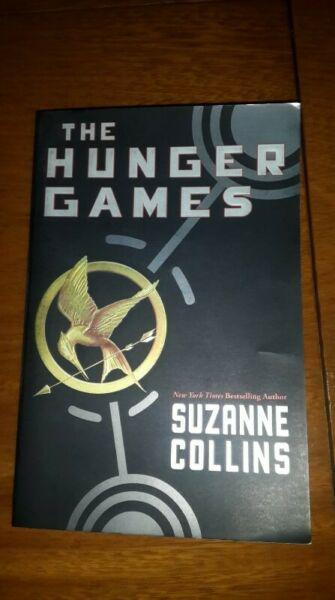 THE HUNGER GAMES (NOVELA EN INGLES)