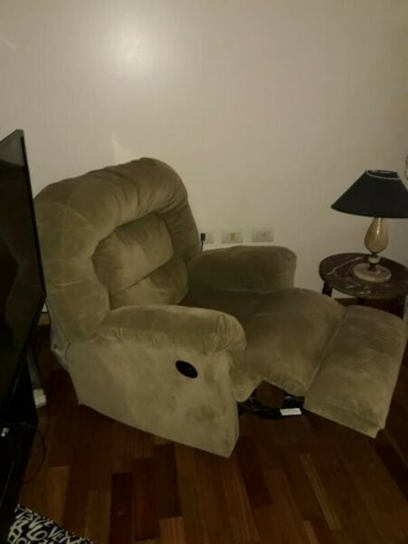 VENDO SILLON RELAX, MECEDOR, LEVANTA PIERNAS, GIRO DE 360º,