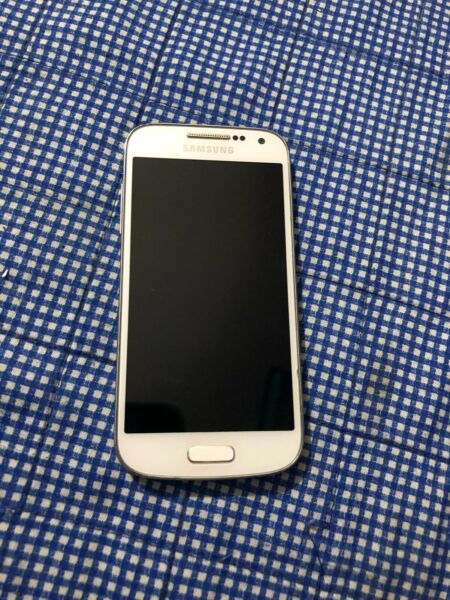 Vendo Samsung Galaxy S4 Mini usado MOVISTAR