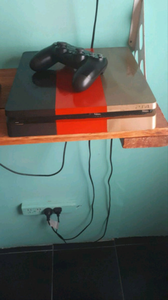 Play station 4