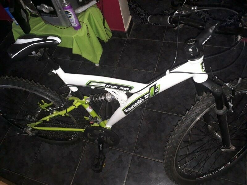 Vendo bici con cambio KAWASAKI nueva con papeles