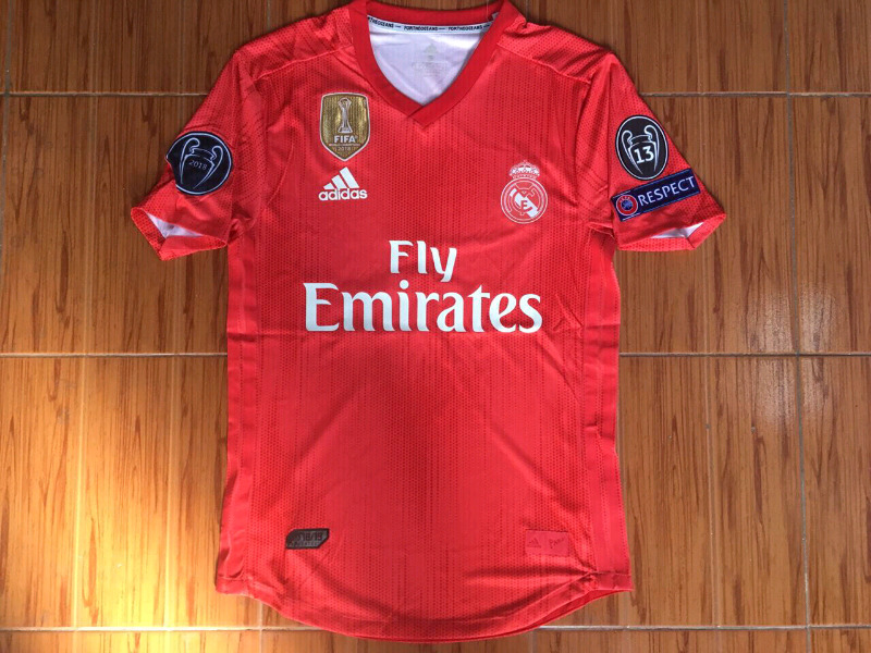 Camiseta real madrid suplente