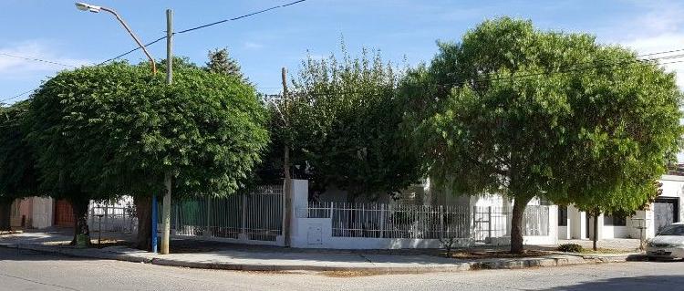 DUEÑO VENDE CASA EN GRAL.ROCA,RÍO NEGRO