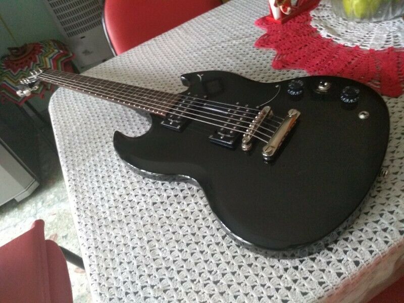 GUITARRA EPIPHONE SG SPECIAL EXELENTE PERMUTAS