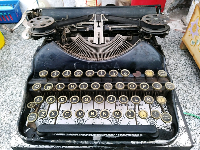 Maquina de escribir.
