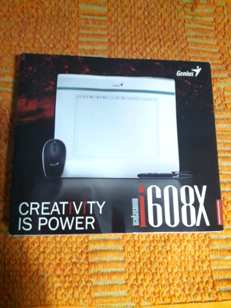 Vendo tableta grafica Genius mousepen i608X