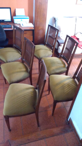 Antiguas sillas estilo inglés