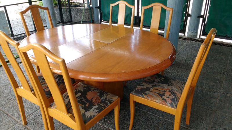 Juego comedor en madera de Roble