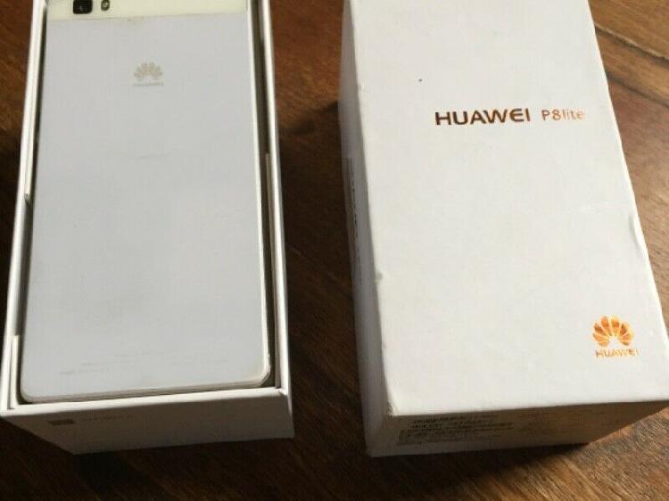 Vendo Huawei p8 Lite libre