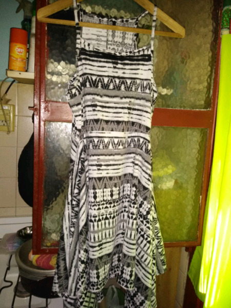 Vendo sandalias y vestido