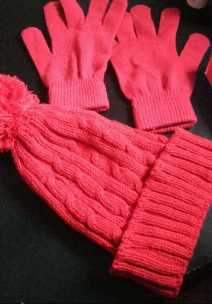 Gorro y guantes