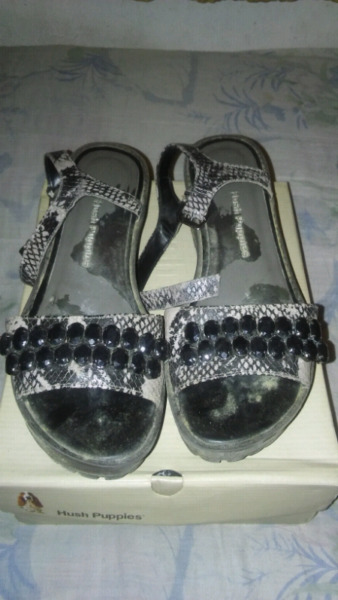 Sandalias huss pupies