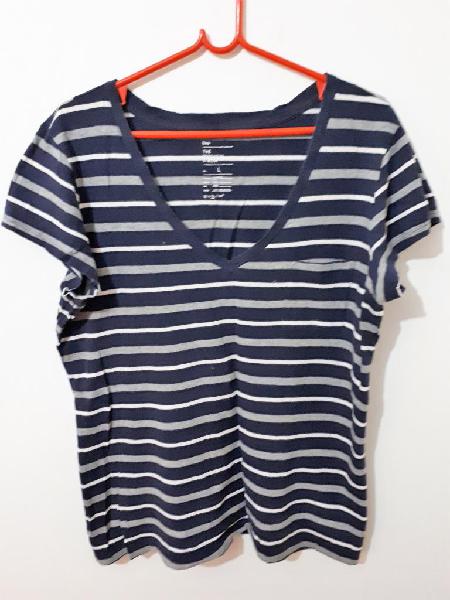 Remera rayada GAP talle L